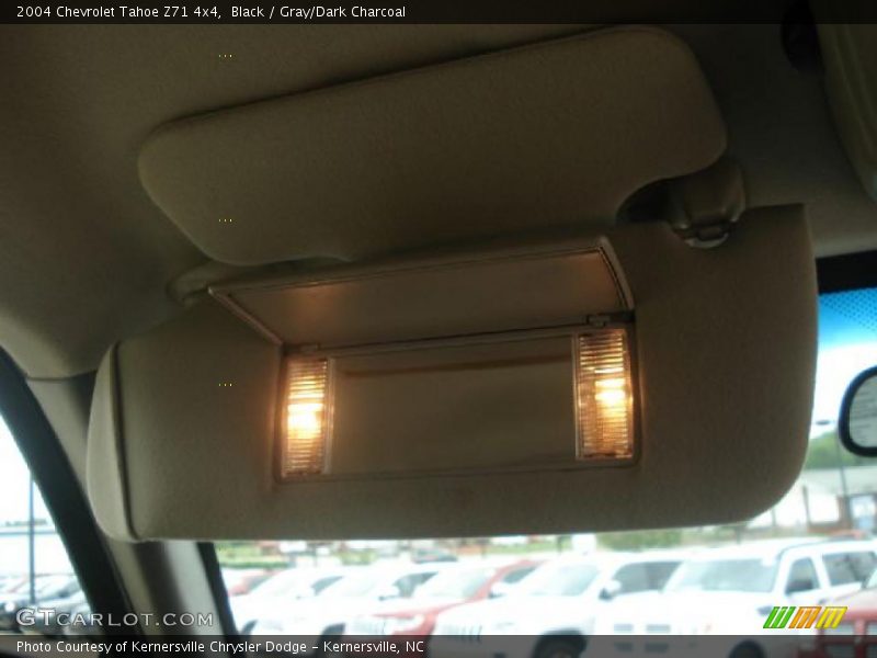 Black / Gray/Dark Charcoal 2004 Chevrolet Tahoe Z71 4x4