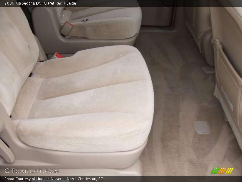 Claret Red / Beige 2006 Kia Sedona LX