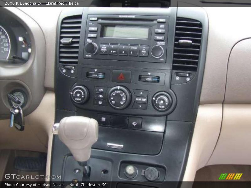 Claret Red / Beige 2006 Kia Sedona LX