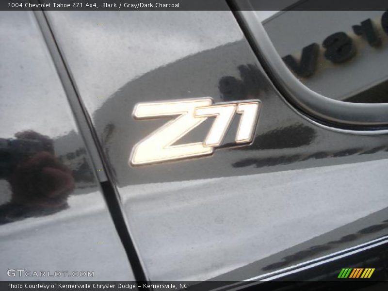 Black / Gray/Dark Charcoal 2004 Chevrolet Tahoe Z71 4x4