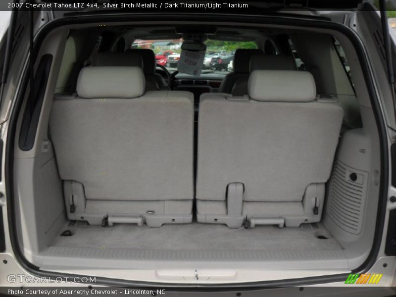  2007 Tahoe LTZ 4x4 Trunk