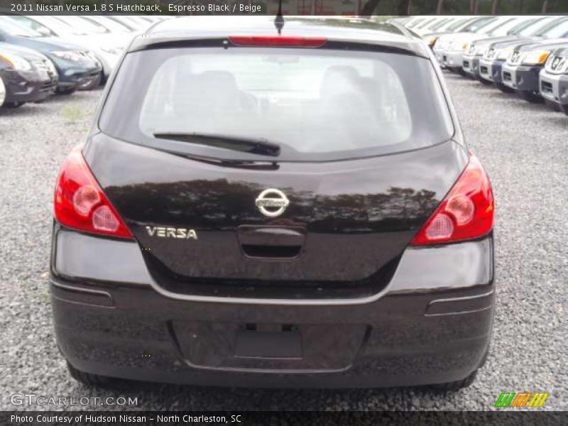 Espresso Black / Beige 2011 Nissan Versa 1.8 S Hatchback