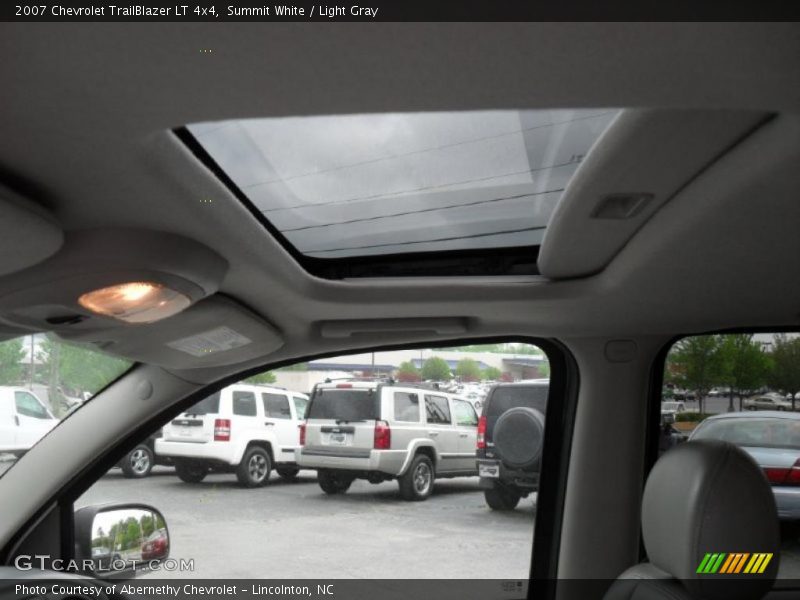 Summit White / Light Gray 2007 Chevrolet TrailBlazer LT 4x4