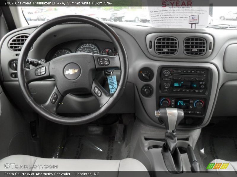 Summit White / Light Gray 2007 Chevrolet TrailBlazer LT 4x4