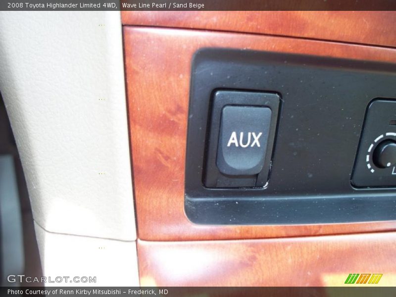 Wave Line Pearl / Sand Beige 2008 Toyota Highlander Limited 4WD