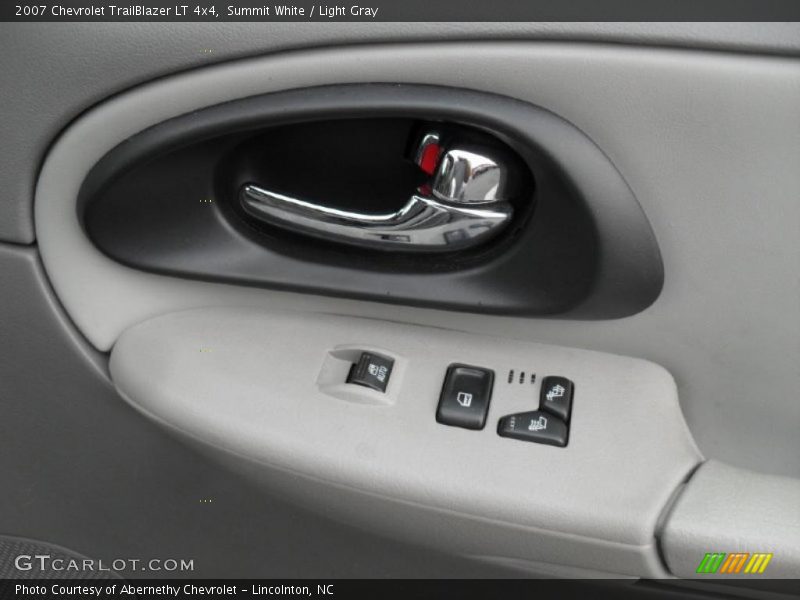 Summit White / Light Gray 2007 Chevrolet TrailBlazer LT 4x4