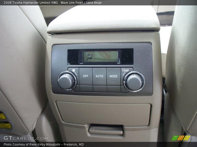 Wave Line Pearl / Sand Beige 2008 Toyota Highlander Limited 4WD