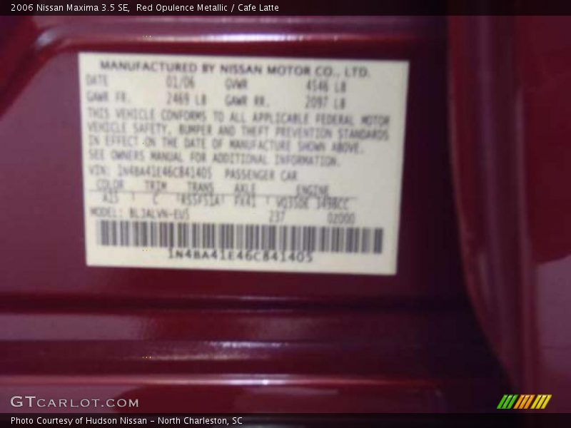 Red Opulence Metallic / Cafe Latte 2006 Nissan Maxima 3.5 SE