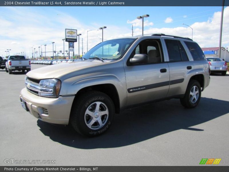 Sandstone Metallic / Light Cashmere 2004 Chevrolet TrailBlazer LS 4x4