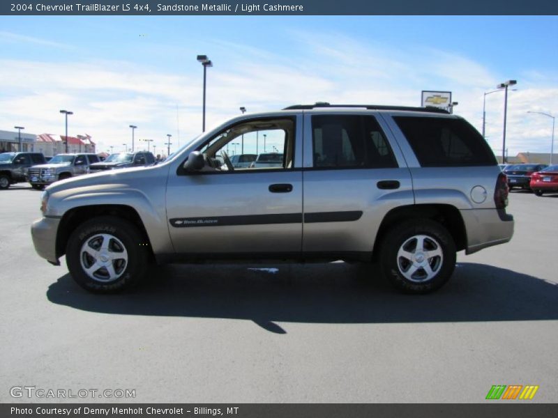 Sandstone Metallic / Light Cashmere 2004 Chevrolet TrailBlazer LS 4x4