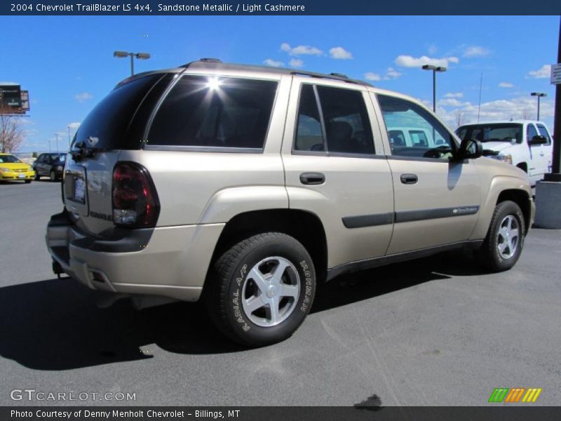 Sandstone Metallic / Light Cashmere 2004 Chevrolet TrailBlazer LS 4x4