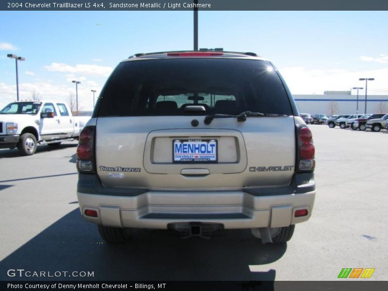 Sandstone Metallic / Light Cashmere 2004 Chevrolet TrailBlazer LS 4x4