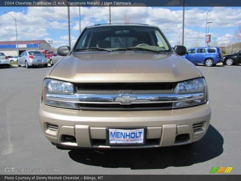 Sandstone Metallic / Light Cashmere 2004 Chevrolet TrailBlazer LS 4x4