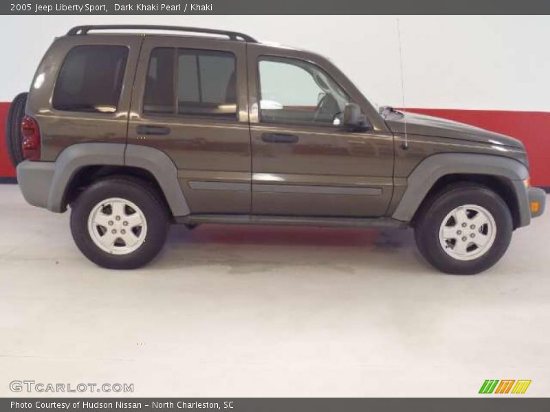 Dark Khaki Pearl / Khaki 2005 Jeep Liberty Sport