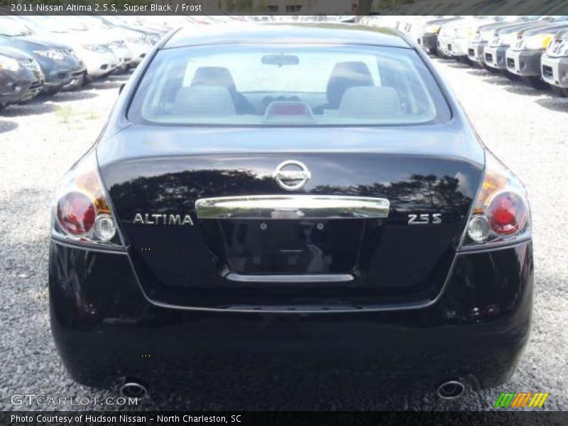 Super Black / Frost 2011 Nissan Altima 2.5 S
