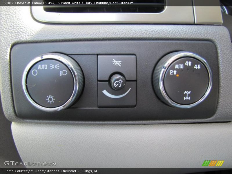 Controls of 2007 Tahoe LS 4x4