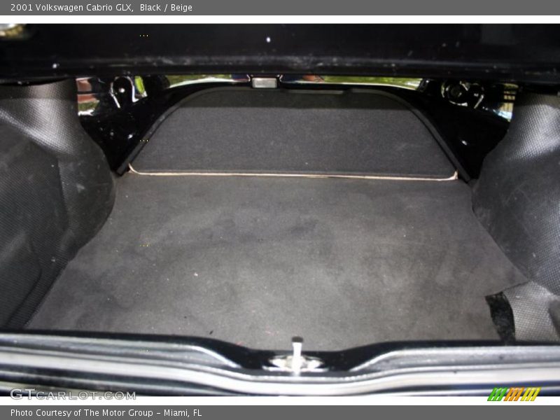 Black / Beige 2001 Volkswagen Cabrio GLX