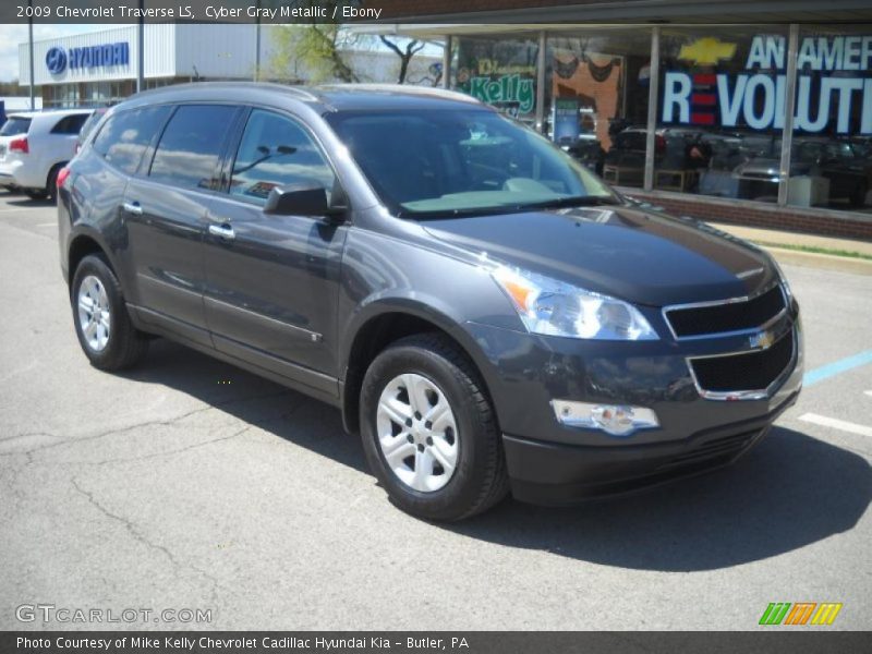 Cyber Gray Metallic / Ebony 2009 Chevrolet Traverse LS