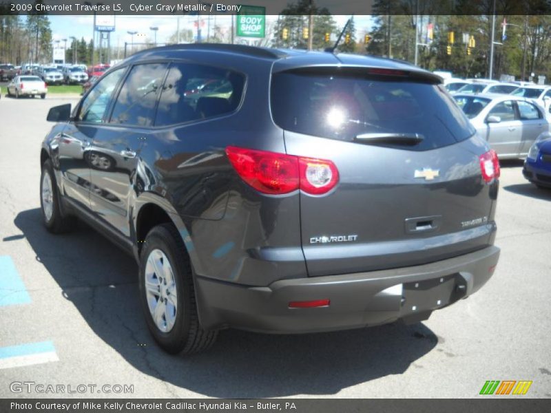 Cyber Gray Metallic / Ebony 2009 Chevrolet Traverse LS