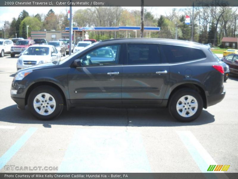 Cyber Gray Metallic / Ebony 2009 Chevrolet Traverse LS