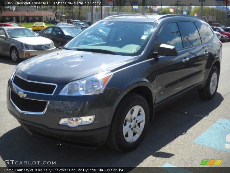 Cyber Gray Metallic / Ebony 2009 Chevrolet Traverse LS