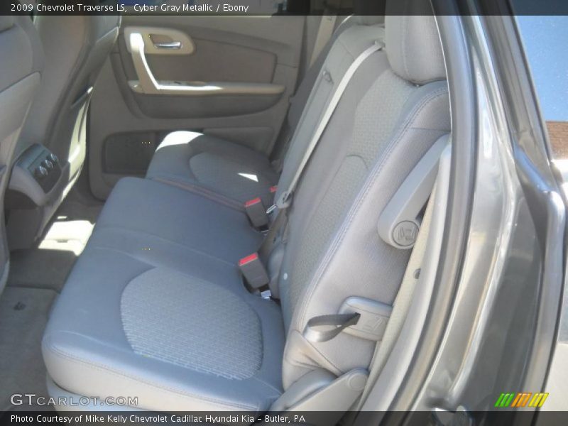 Cyber Gray Metallic / Ebony 2009 Chevrolet Traverse LS