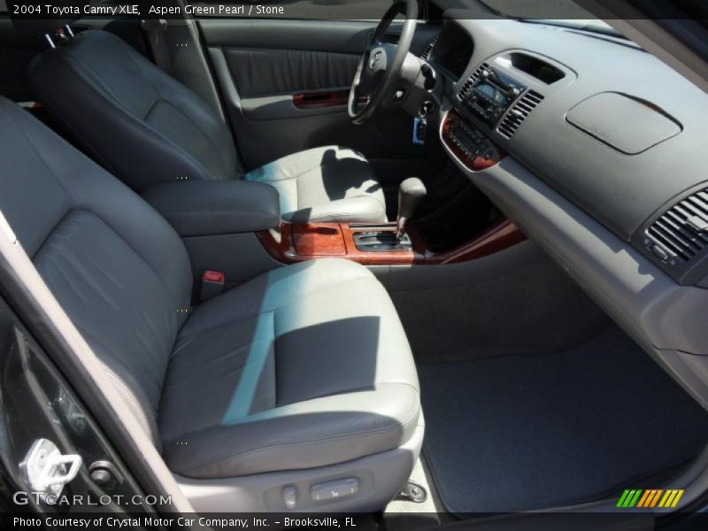 Aspen Green Pearl / Stone 2004 Toyota Camry XLE
