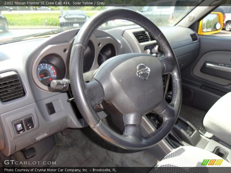  2002 Frontier SE Crew Cab 4x4 Gray Interior