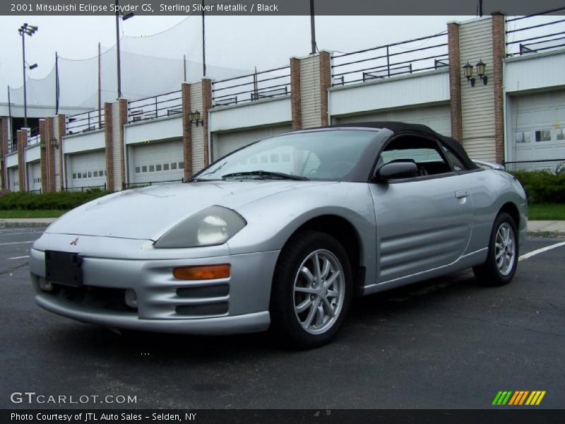 Front 3/4 View of 2001 Eclipse Spyder GS