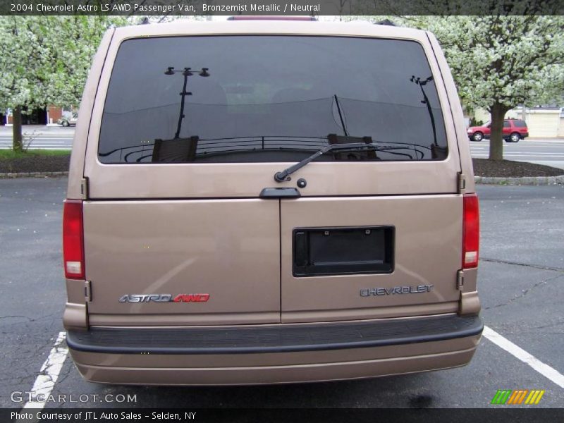  2004 Astro LS AWD Passenger Van Bronzemist Metallic