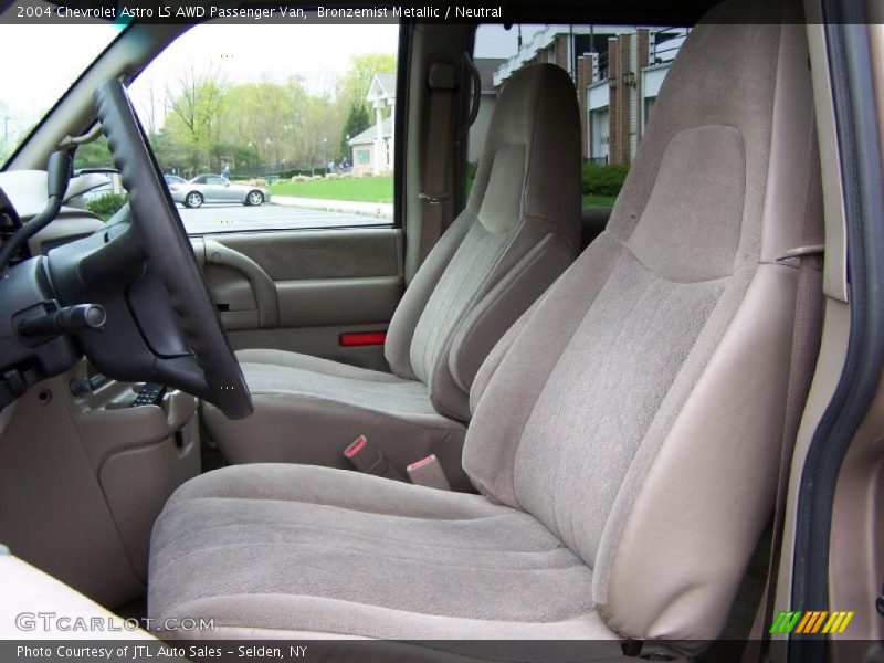  2004 Astro LS AWD Passenger Van Neutral Interior