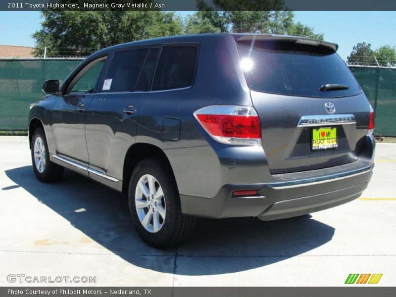 Magnetic Gray Metallic / Ash 2011 Toyota Highlander