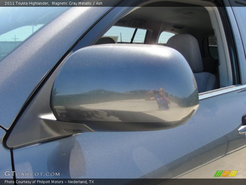 Magnetic Gray Metallic / Ash 2011 Toyota Highlander