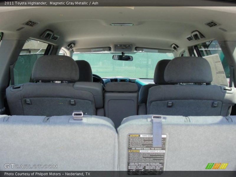 Magnetic Gray Metallic / Ash 2011 Toyota Highlander