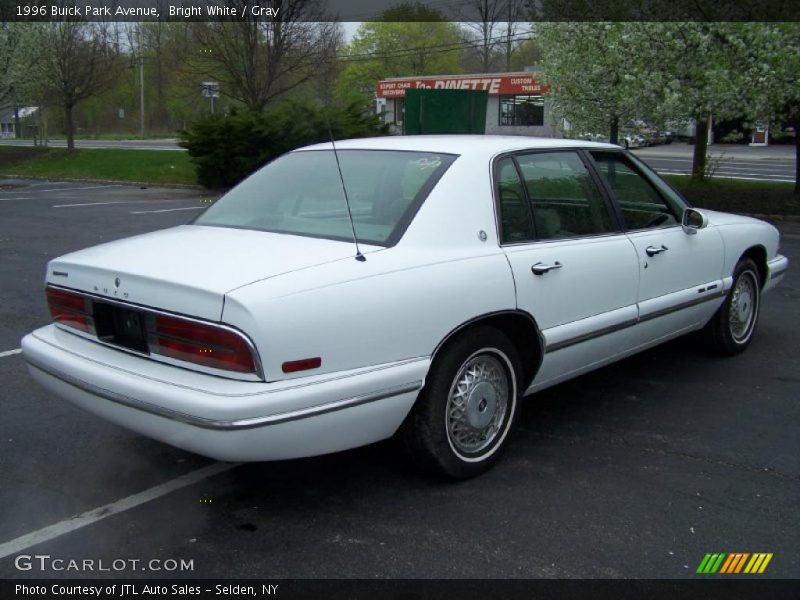  1996 Park Avenue  Bright White