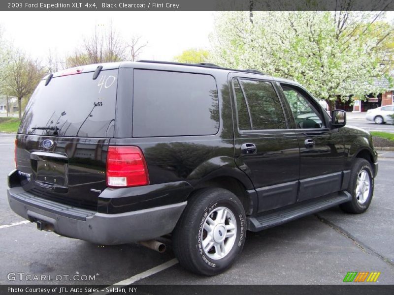 Black Clearcoat / Flint Grey 2003 Ford Expedition XLT 4x4