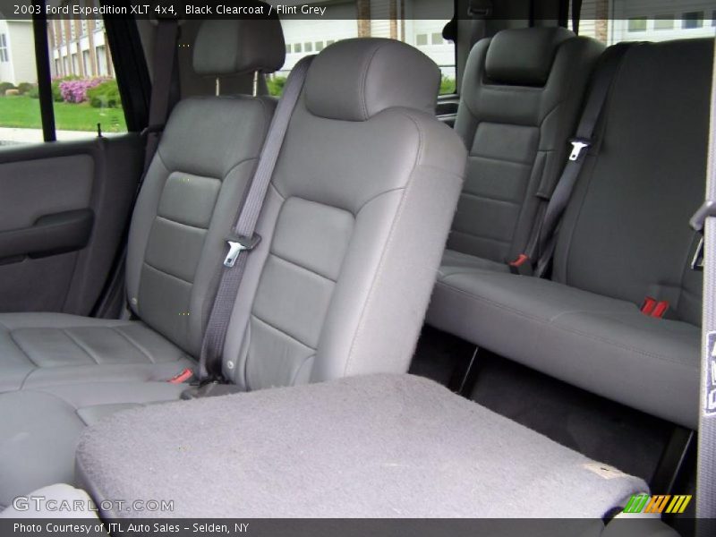 Black Clearcoat / Flint Grey 2003 Ford Expedition XLT 4x4