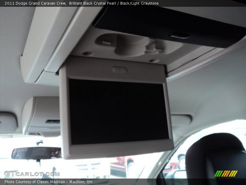 Brilliant Black Crystal Pearl / Black/Light Graystone 2011 Dodge Grand Caravan Crew