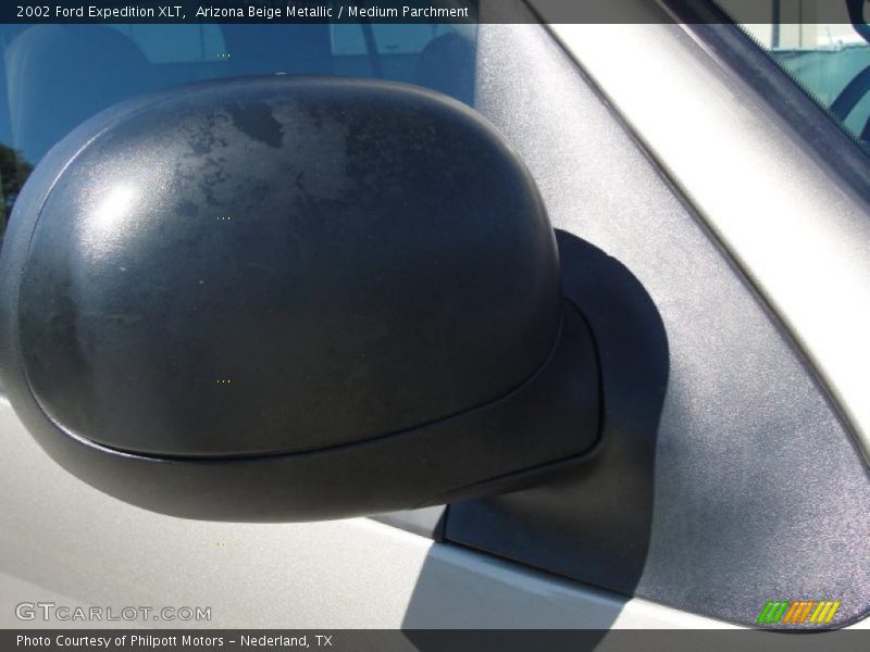 Arizona Beige Metallic / Medium Parchment 2002 Ford Expedition XLT