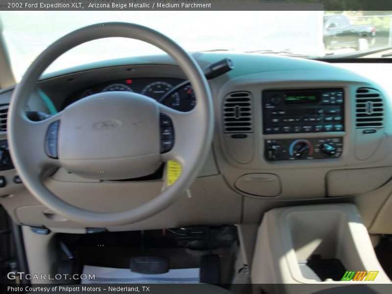 Arizona Beige Metallic / Medium Parchment 2002 Ford Expedition XLT
