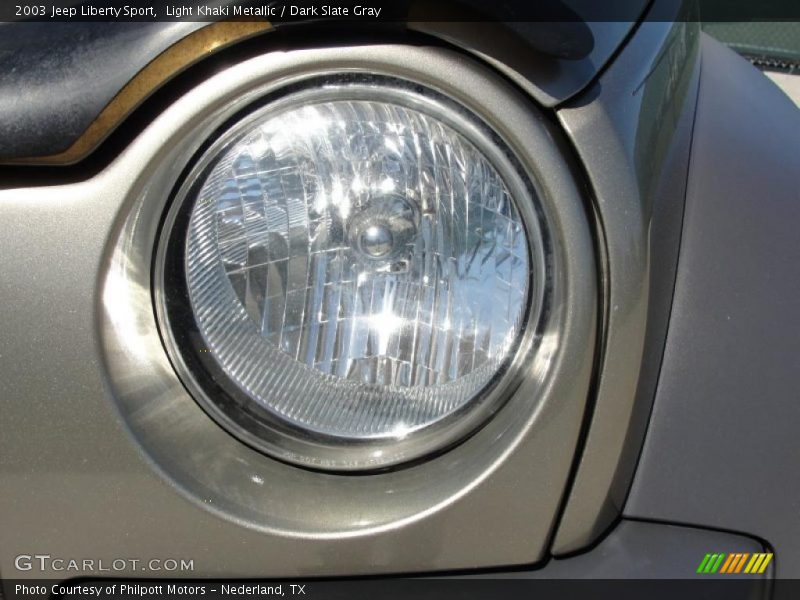 Light Khaki Metallic / Dark Slate Gray 2003 Jeep Liberty Sport