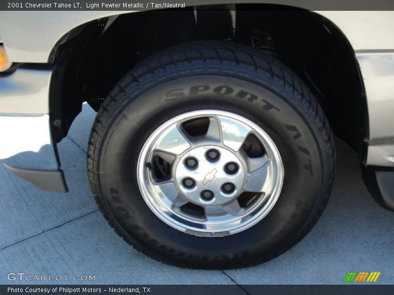 Light Pewter Metallic / Tan/Neutral 2001 Chevrolet Tahoe LT