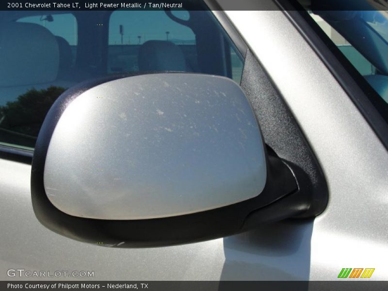 Light Pewter Metallic / Tan/Neutral 2001 Chevrolet Tahoe LT
