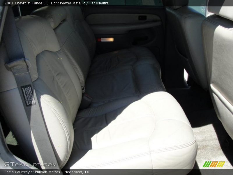 Light Pewter Metallic / Tan/Neutral 2001 Chevrolet Tahoe LT