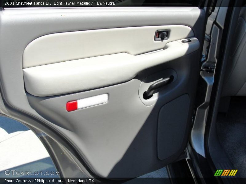 Light Pewter Metallic / Tan/Neutral 2001 Chevrolet Tahoe LT