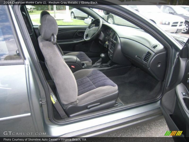 Medium Gray Metallic / Ebony Black 2004 Chevrolet Monte Carlo LS