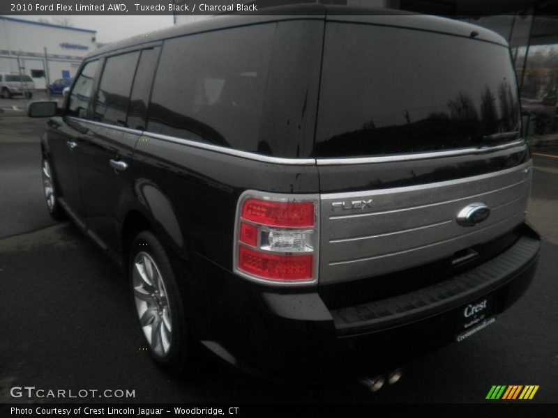 Tuxedo Black / Charcoal Black 2010 Ford Flex Limited AWD