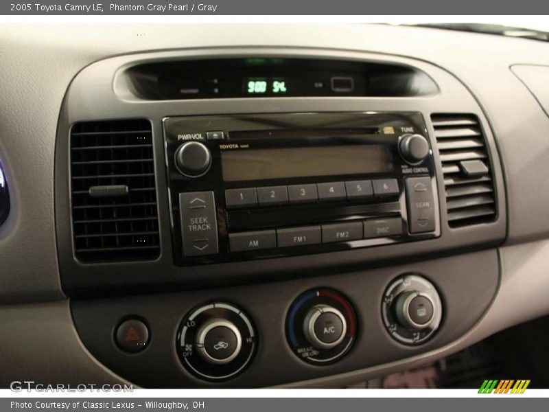 Phantom Gray Pearl / Gray 2005 Toyota Camry LE