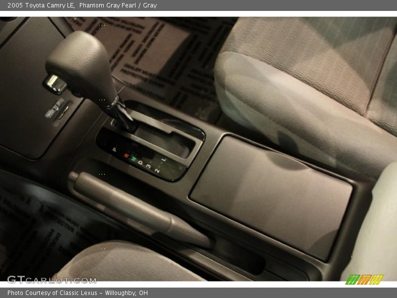 Phantom Gray Pearl / Gray 2005 Toyota Camry LE