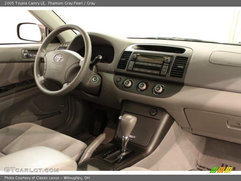 Phantom Gray Pearl / Gray 2005 Toyota Camry LE